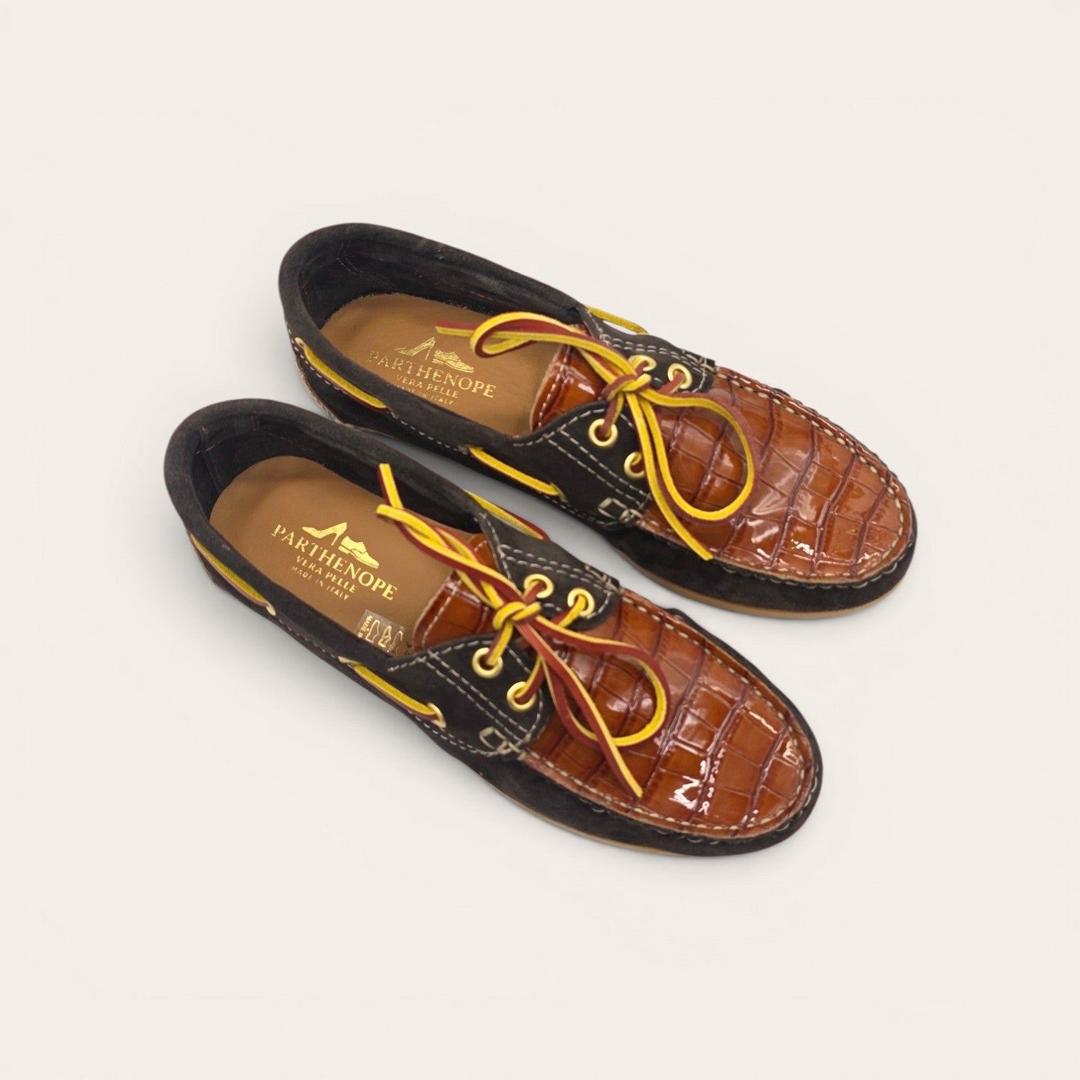 MOCASSINO BARCA DA DONNA IN VERA PELLE BOTTOLATA T.MORO E ECO COCCO