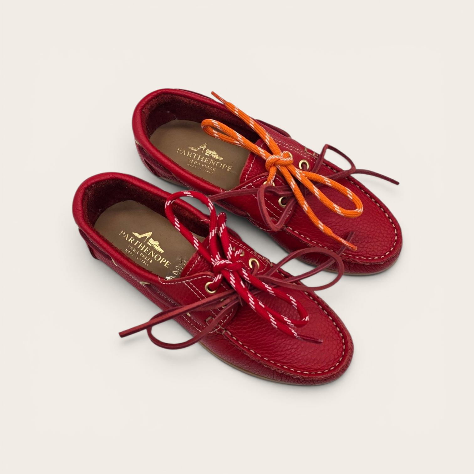 MOCASSINO DA DONNA IN VERA PELLE BOTTOLATA ROSSO
